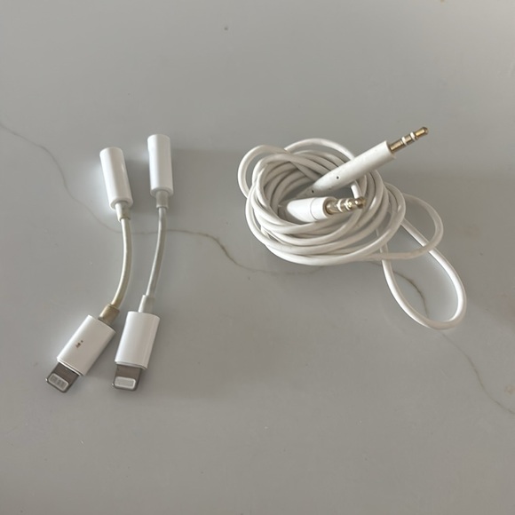 Bose Quiet Comfort Headphones - Picture 3 of 5